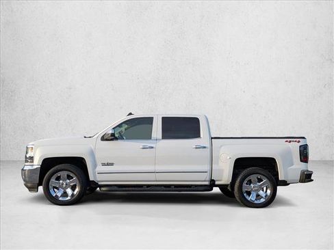 Used 2018 Chevrolet Silverado 1500 LTZ w/ Texas Edition image 9