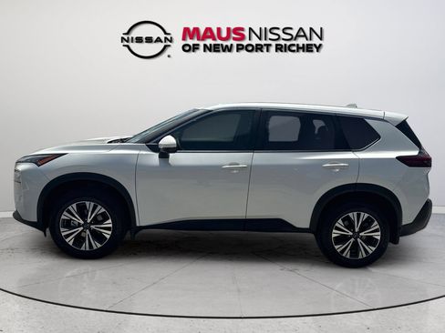 Certified 2023 Nissan Rogue SV FWD image 7