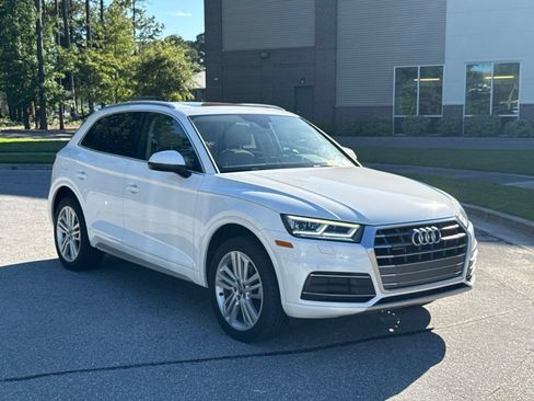 Used 2019 Audi Q5 2.0T Premium Plus w/ Premium Plus Package AWD/4WD image 1