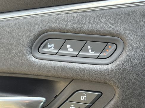 Used 2021 Cadillac Escalade Sport w/ Driver Assist Tech Package AWD/4WD image 34