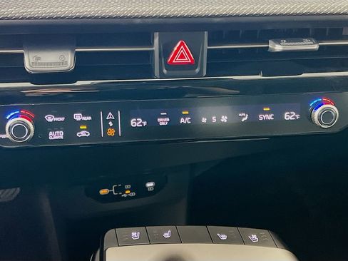 New 2026 Kia EV6 Wind RWD image 16