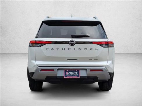 Used 2023 Nissan Pathfinder SL image 6
