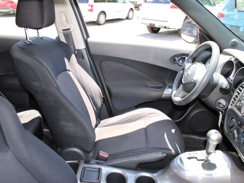 Used 2011 Nissan Juke S AWD/4WD image 11