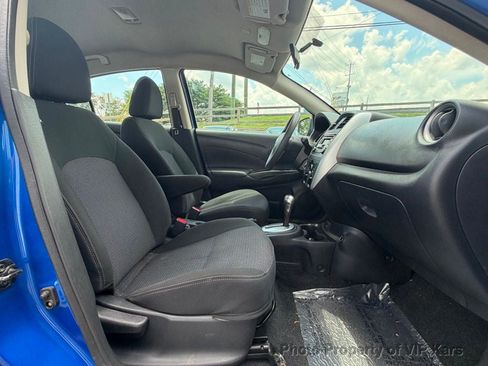 Used 2017 Nissan Versa SV FWD image 17