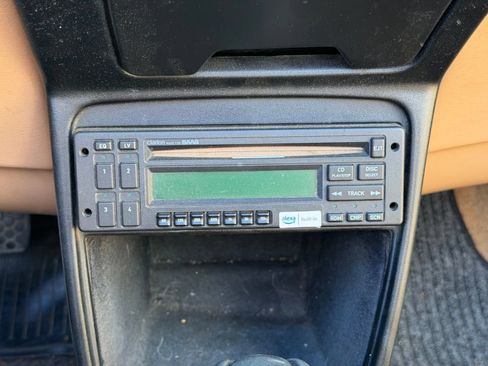 Used 1993 Saab 900 S FWD image 10