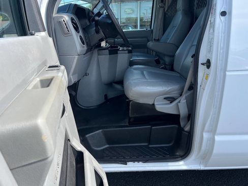 Used 2014 Ford E-150 and Econoline 150 w/ Commercial Cargo Van Package image 20
