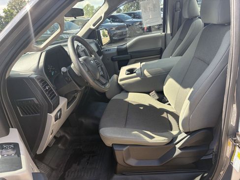 Used 2020 Ford F150 XL w/ Equipment Group 101A Mid RWD image 3
