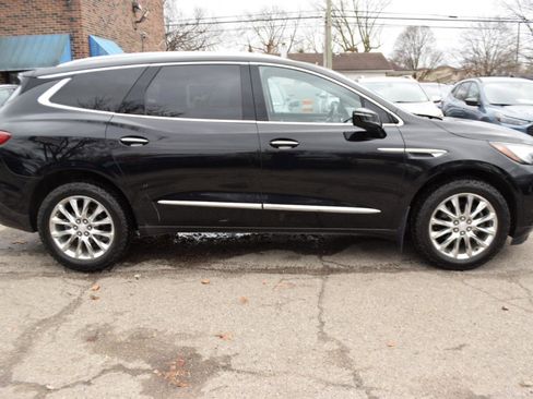Used 2018 Buick Enclave Premium w/ Trailering Package AWD/4WD image 4