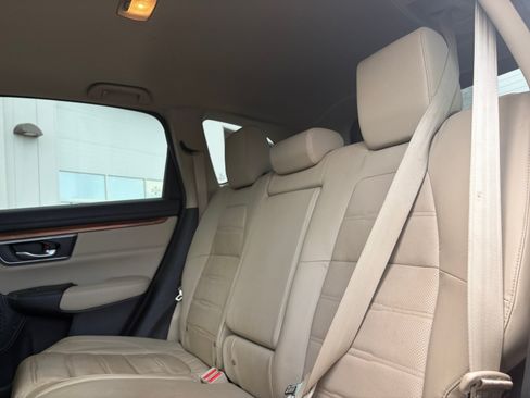 Used 2017 Honda CR-V Touring image 16