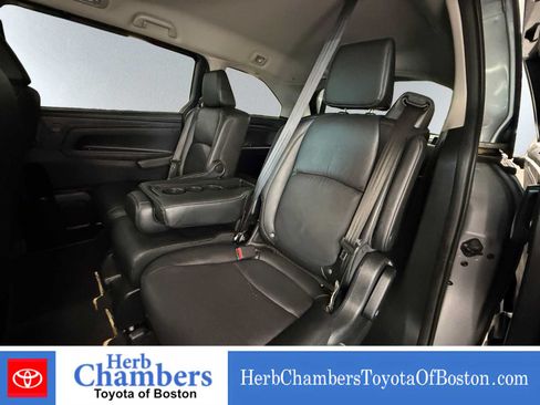 Used 2025 Honda Odyssey EX-L image 17