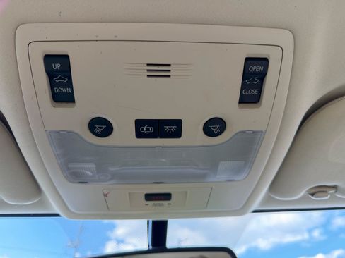 Used 2014 Lexus IS 250 AWD w/ Navigation Package image 20