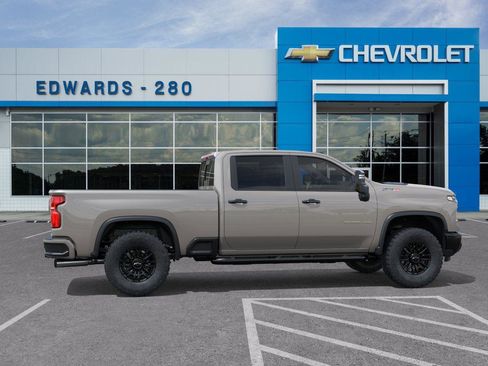New 2026 Chevrolet Silverado 2500 ZR2 AWD/4WD image 5