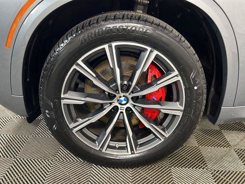 Certified 2024 BMW X5 xDrive40i w/ M Sport Package AWD/4WD image 21