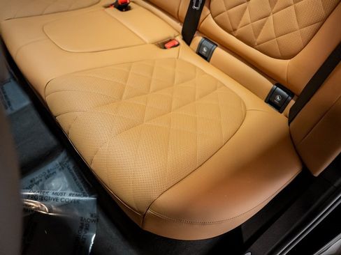 Used 2023 BMW X5 M50i w/ Executive Package image 38