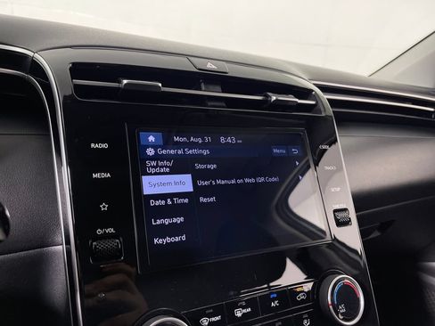 Certified 2023 Hyundai Tucson SE AWD/4WD image 22
