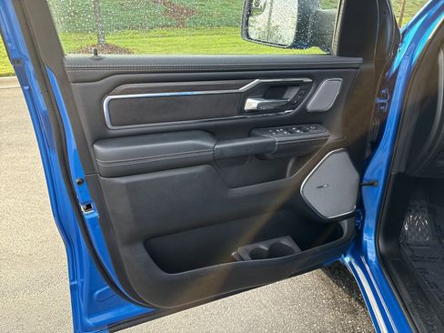 Used 2025 RAM 1500 Laramie w/ Night Edition AWD/4WD image 15