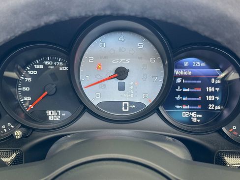 Used 2018 Porsche 911 Targa 4 GTS image 32