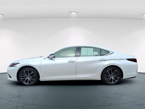 Certified 2024 Lexus ES 350 w/ Premium Package image 4