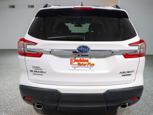 Used 2023 Subaru Ascent Limited w/ Technology Package AWD/4WD image 8
