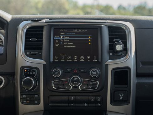 Used 2017 RAM 1500 Big Horn AWD/4WD image 39
