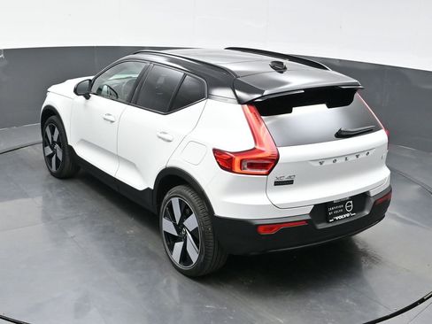 Used 2023 Volvo XC40 Recharge Ultimate w/ Protection Package Premier image 22