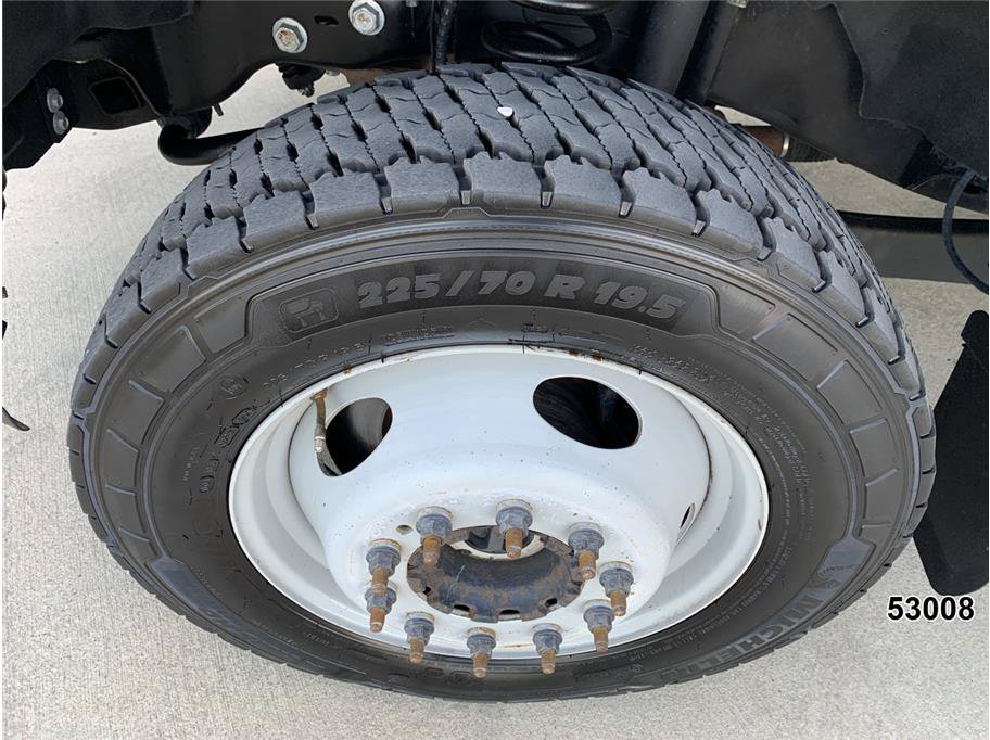 Used 2019 Ford F550 4x4 Regular Cab Super Duty w/ Snow Plow Prep Package image 20