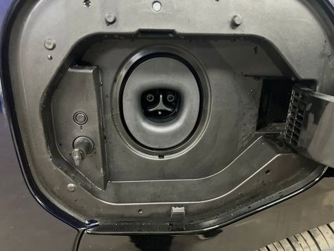 New 2026 Subaru Solterra Premium image 23