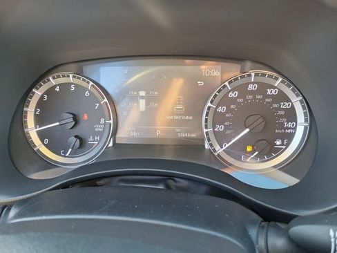 Used 2023 Toyota Highlander L image 21