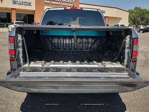 Used 2022 Nissan Frontier S w/ Technology Package AWD/4WD image 9