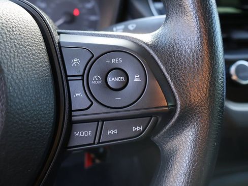 Used 2023 Toyota Corolla LE image 34