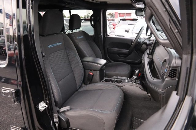 Used 2024 Jeep Wrangler Unlimited Rubicon 4xe AWD/4WD image 26