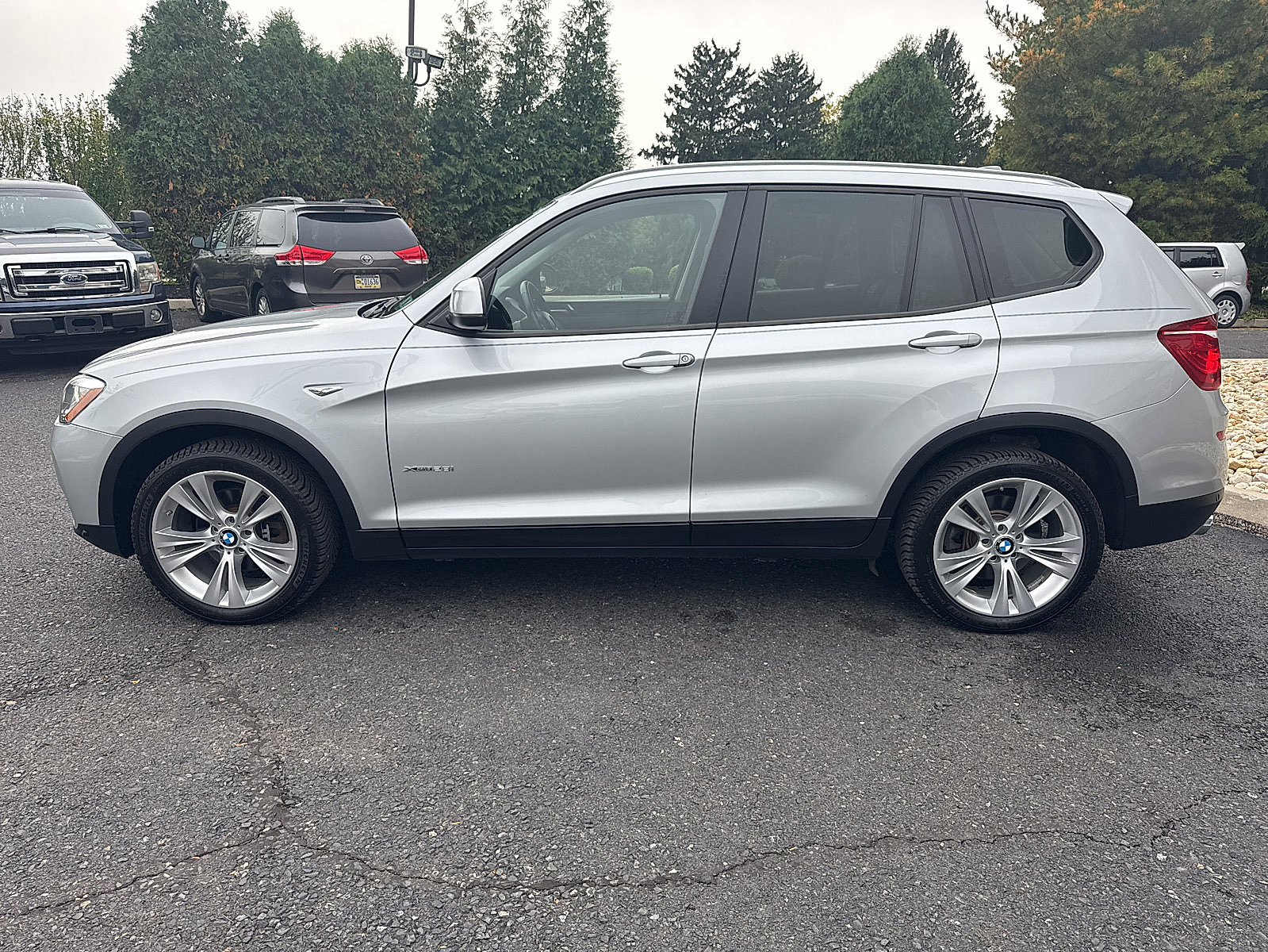 Used 2016 BMW X3 xDrive28i AWD/4WD image 10
