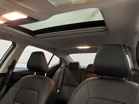 Used 2024 Nissan Altima 2.5 SR w/ SR Premium Package image 7