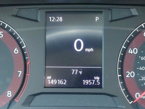 Used 2019 Volkswagen Jetta SE FWD image 20