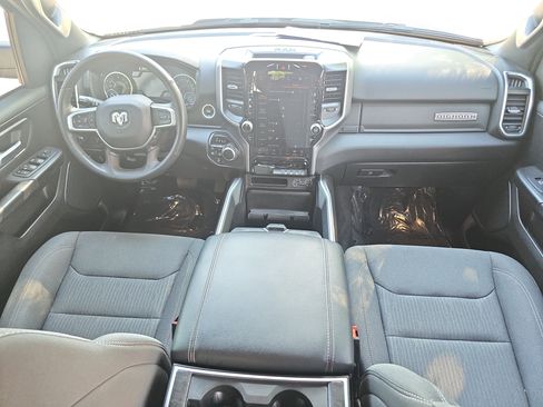 Used 2023 RAM 1500 Big Horn AWD/4WD image 9