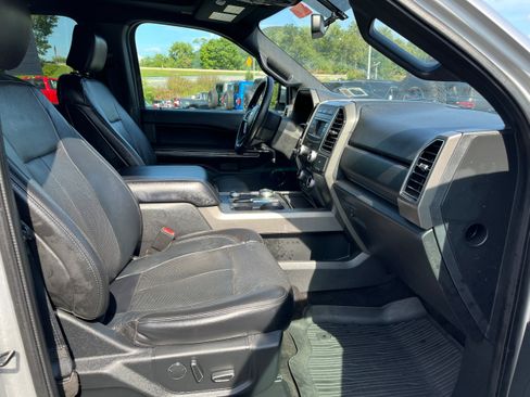 Used 2018 Ford Expedition Max XLT w/ Equipment Group 201A AWD/4WD image 7