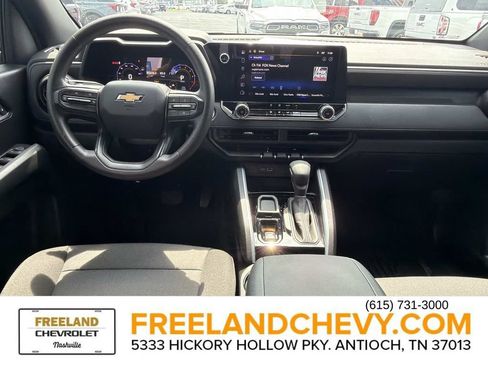 Used 2024 Chevrolet Colorado W/T w/ WT Convenience Package II RWD image 18