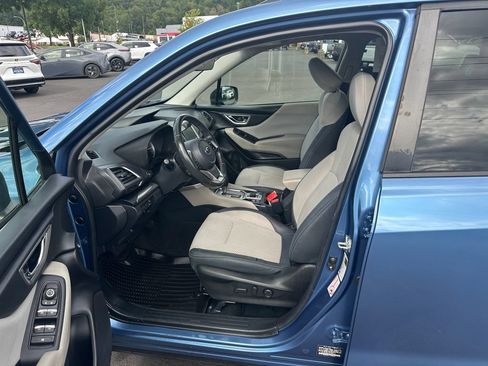 Used 2020 Subaru Forester Premium AWD/4WD image 13