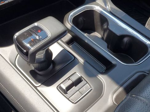 Certified 2024 GMC Sierra 1500 Denali AWD/4WD image 22