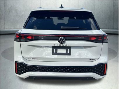 New 2027 Volkswagen Tiguan SEL R-Line