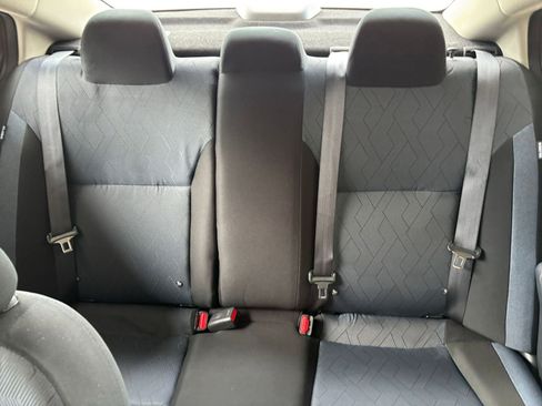 Used 2025 Nissan Versa SV FWD image 38