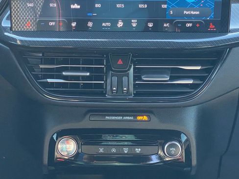 Used 2024 Ford Escape ST-Line w/ Tech Pack #1 AWD/4WD image 22