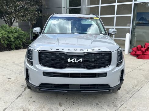 Used 2022 Kia Telluride EX w/ EX Premium Package AWD/4WD image 22