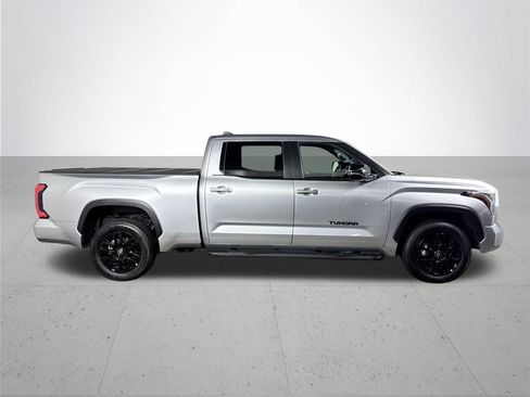 Used 2025 Toyota Tundra Limited AWD/4WD image 5