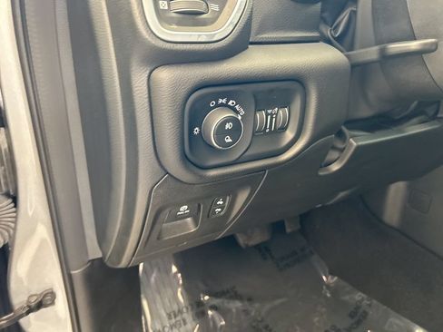 Certified 2025 RAM 1500 Big Horn AWD/4WD image 37