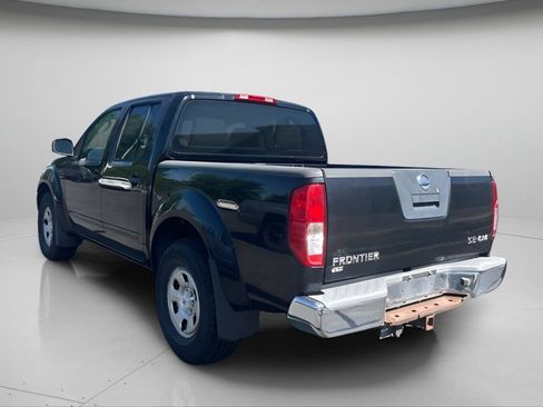 Used 2007 Nissan Frontier SE w/ Power Pkg AWD/4WD image 6