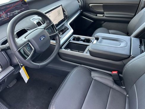 New 2026 Ford Expedition Max Platinum AWD/4WD image 7