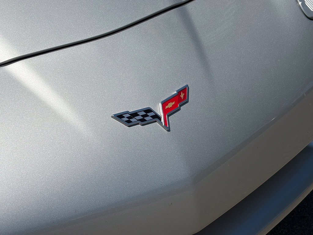 Used 2007 Chevrolet Corvette Coupe RWD image 5