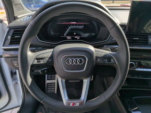 Used 2024 Audi SQ5 Premium Plus w/ Premium Plus Package image 18