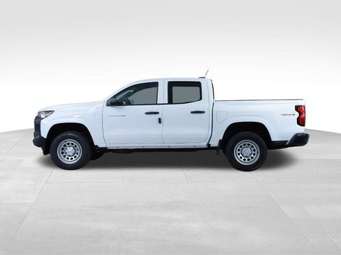New 2026 Chevrolet Colorado W/T image 9